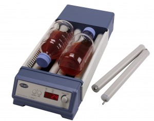 Stuart SRT6D滾筒式混合機，取下棒料